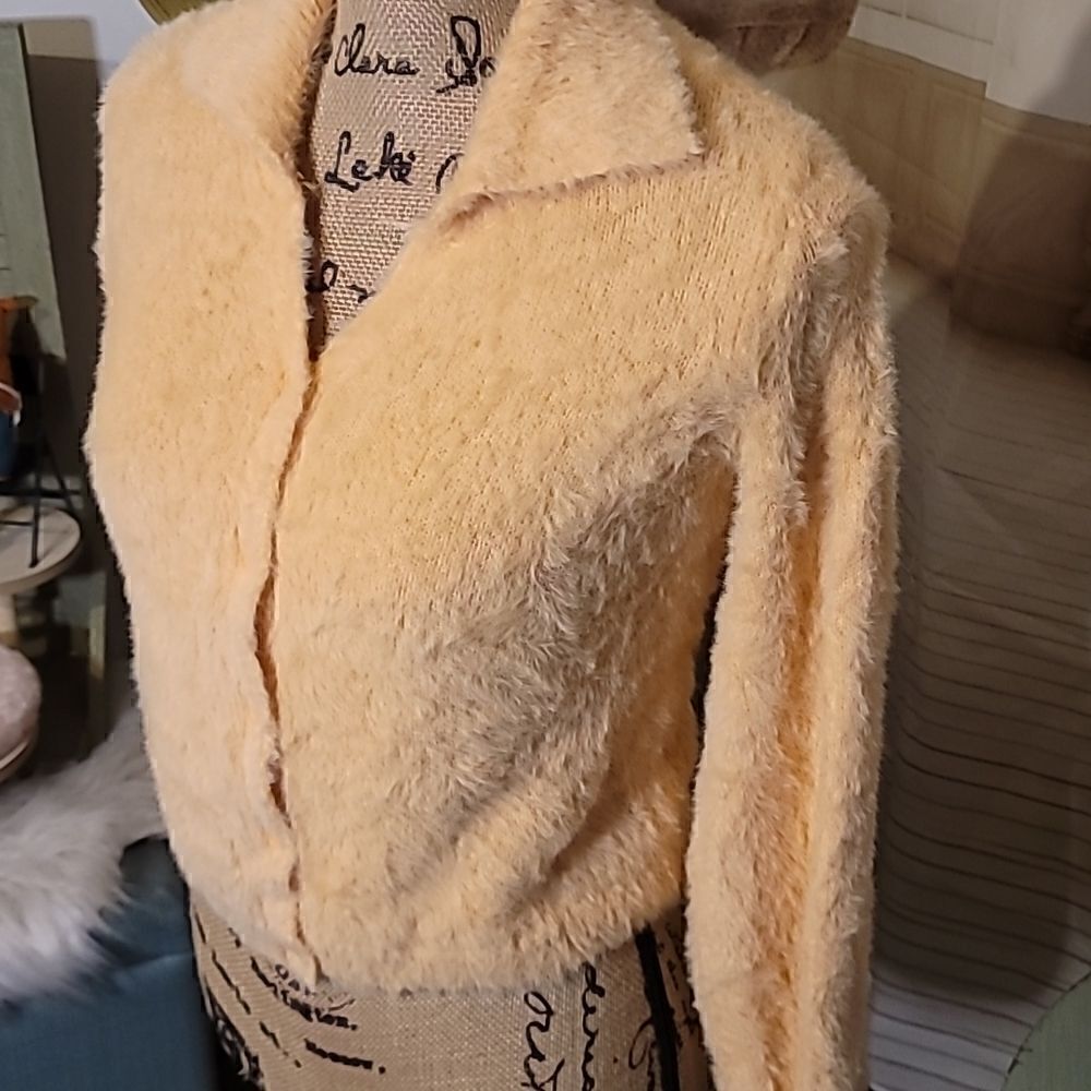 Wild Fable Fuzzy Sweater Size XS - Picture 3 of 7